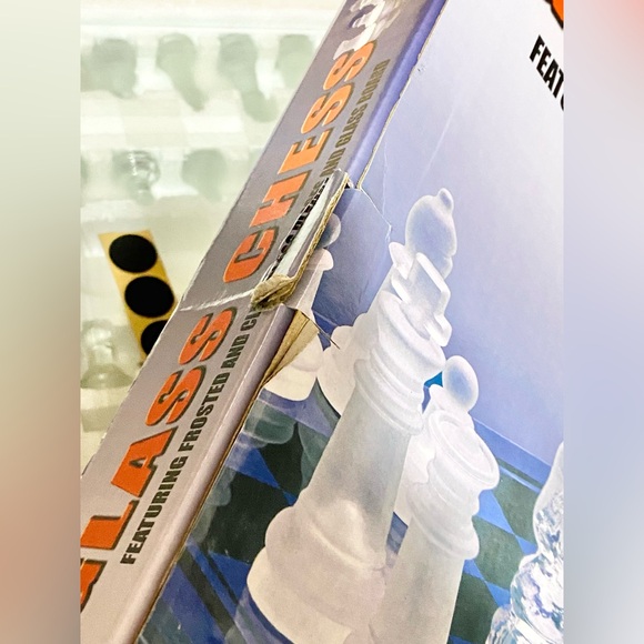 Glass Chess Board Game - Excellent Condition - Picture 8 of 10